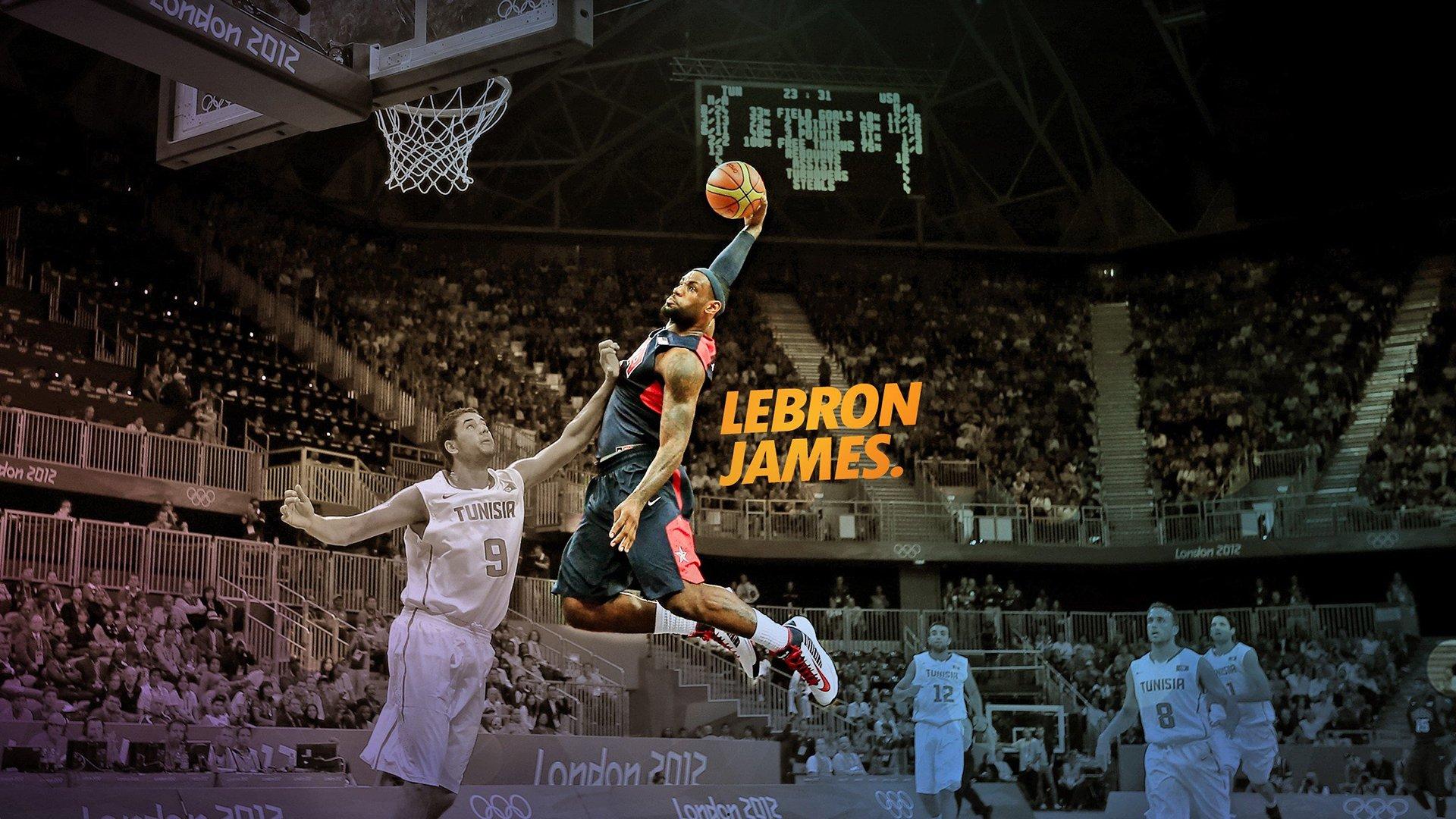 杨瀚森翻译Chris身兼多职，体能翻译两不误引美媒关注