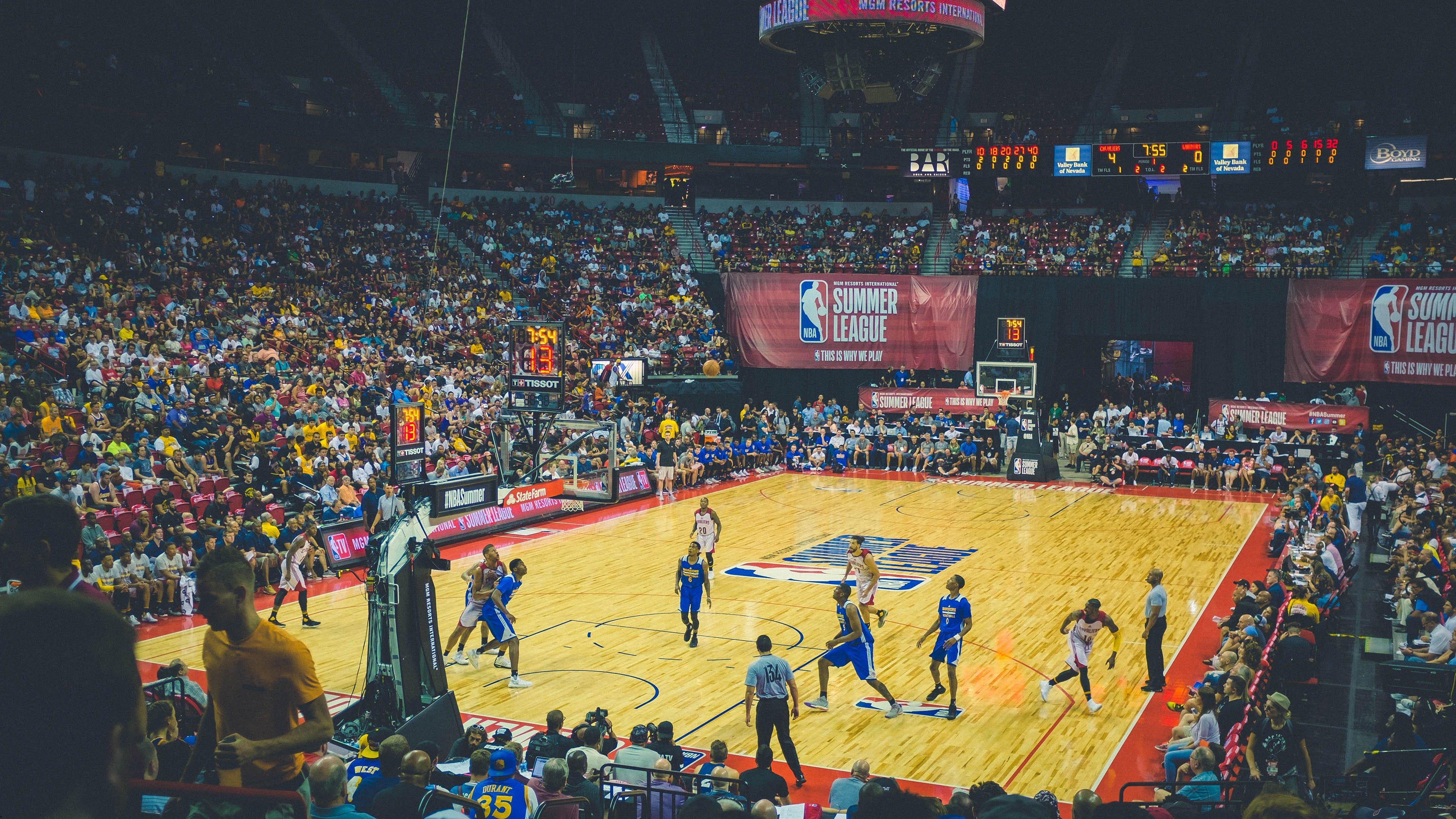 欧陆烽火再燃，阿拉巴领军新军对决潘德夫老将，历史性首胜之战一触即发