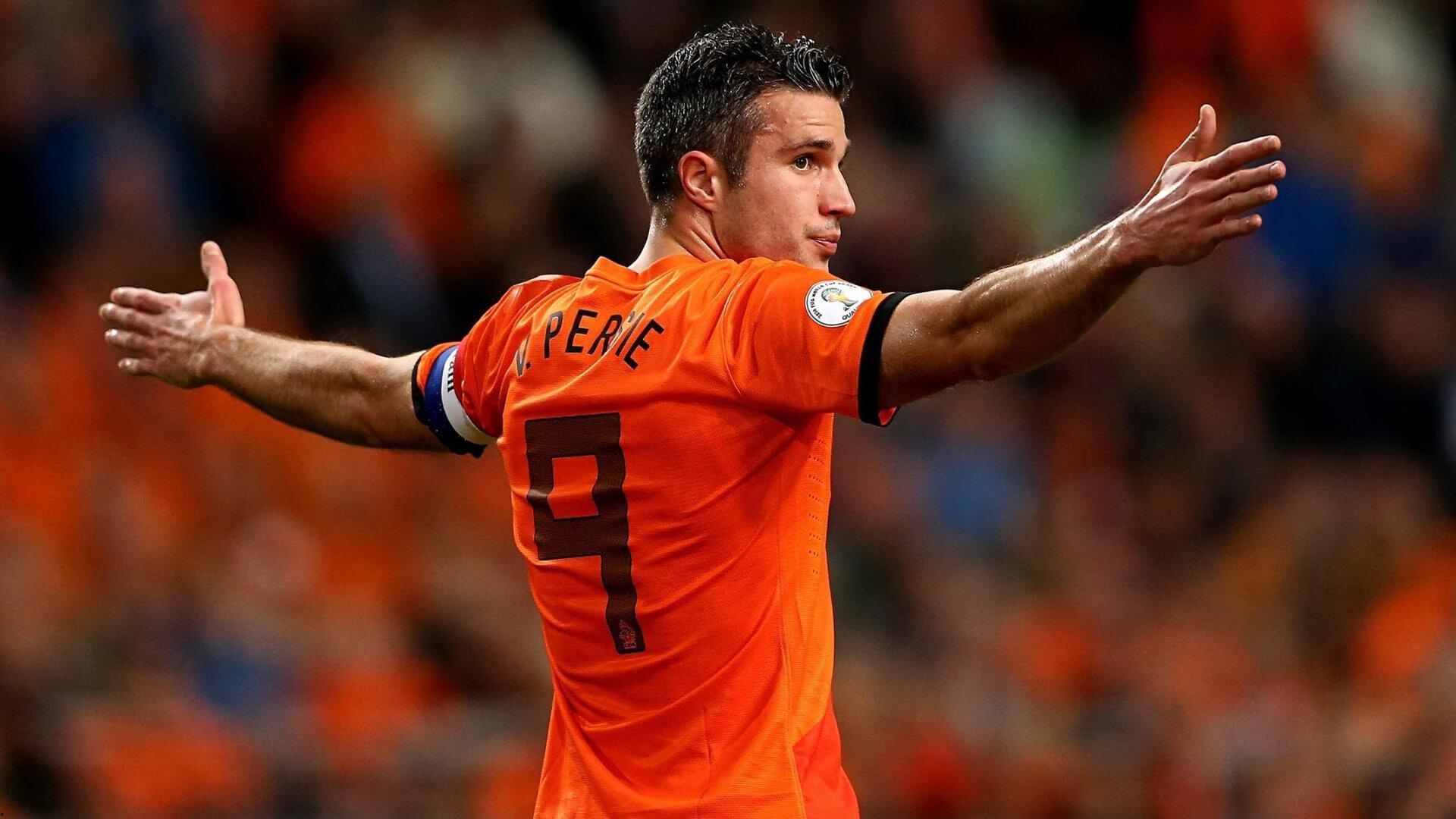 老梁说球，皮克—绿茵场上的非典型传奇，从球员到商业巨子的跨界